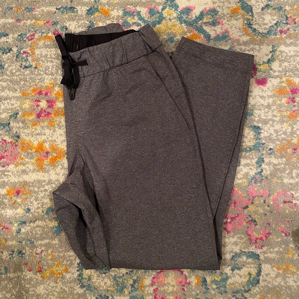 Lululemon on the fly pant 7/8